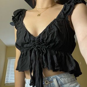 black crop top!